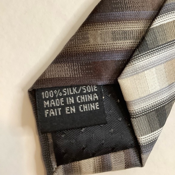 JOSEPH & FEISS Neutral Stripe Woven Silk Tie - Picture 7 of 11